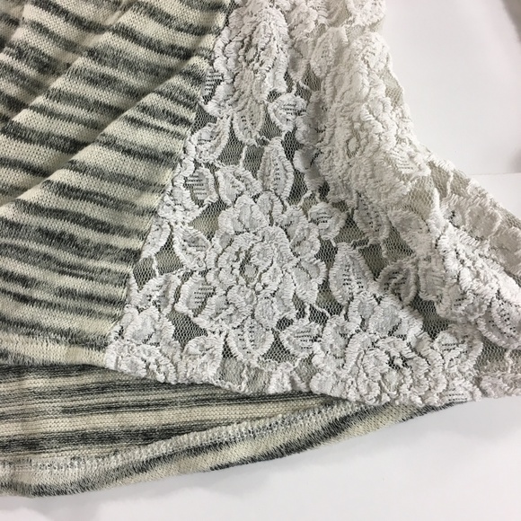 Rewind XL Sweater Gray Stripe Lace Side Panels Striped Lightweight - Picture 7 of 9